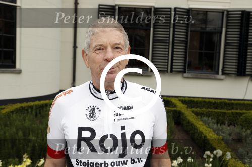 Nijkerk 14 april 2017
Presentatie sterren wielrennersteam  van jeroen Mantel. Frits Barend