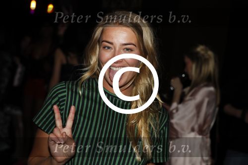 Amsterdam 5 april 2017
Presentatie / feestje van Magnum ijs in het conservatorium hotel. Iedereen kwam in Pyama.
Geraldine Kemper met een vriendin