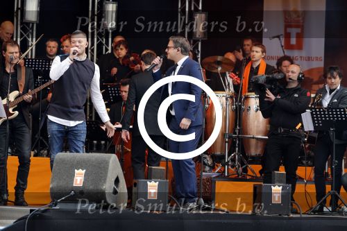 Tilburg 27 april 2017
Koningsdag in Tilburg. 
Guus Meeuwis en Gers Pardoel