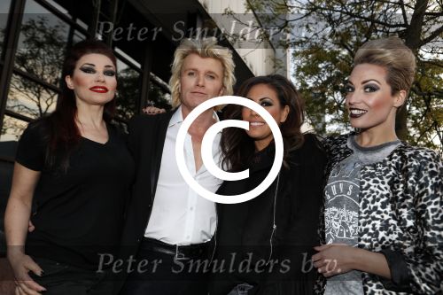 Hilversum 7 mei 2017
Hans Klok met zijn assistentes en zijn nieuwe vriend