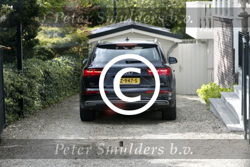 Amsterdam 23 april 2017
Humberto Tan en zijn vrouw Ineke op de cornelis schuytstraat en bij hun huis aan de amstel