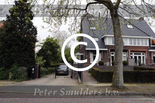 Amsterdam 7 mei 2017
Bij het huis van Humberto tan hangen beveiligings camera\'s