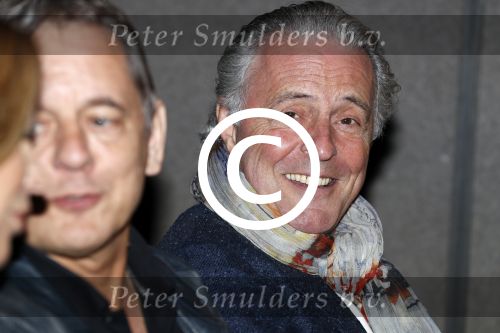 Amsterdam 13 april 2017 
Presentatie boek Dick Maas in de smet studios. Tatjana en Huub Stapel ontvangen het eerste exemplaar.
