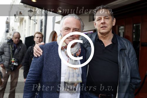Amsterdam 13 april 2017 
Presentatie boek Dick Maas in de smet studios. Tatjana en Huub Stapel ontvangen het eerste exemplaar.