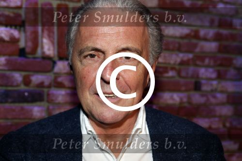 Amsterdam 13 april 2017 
Presentatie boek Dick Maas in de smet studios. Tatjana en Huub Stapel ontvangen het eerste exemplaar.