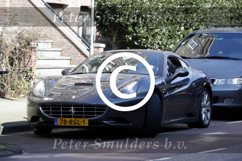 Amsterdam 24 maart 2017  
Jack Spijkwerman toert met zijn zoon door amsterdam zuid  met een ferrari