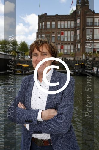 Rotterdam 9 mei 2017
Presentatie cd Joke Bruijs op een boot in Rotterdam. Jacques Herb met vrouw Diny
