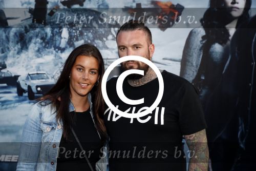 Amsterdam 11 april 2017
Premiere the fast and the furious 8 in pathe arena. jamie Saunders met vriendin