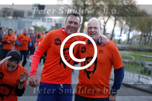 Amsterdam 25 april 2017
Huis Igone de JonghJohan Cruijff run van 14 km vanuit Olympisch stadon naar Arena. Johan Cruijff zou vandaag 70 geworden zijn. oa Estelle Cruijff Johnny Heitinga Sjaak Swart Erben Wennemars deden mee. Jerry Schuiten met een kennis
