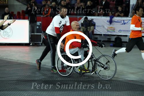 Amsterdam 25 april 2017
Huis Igone de JonghJohan Cruijff run van 14 km vanuit Olympisch stadon naar Arena. Johan Cruijff zou vandaag 70 geworden zijn. oa Estelle Cruijff Johnny Heitinga Sjaak Swart Erben Wennemars deden mee