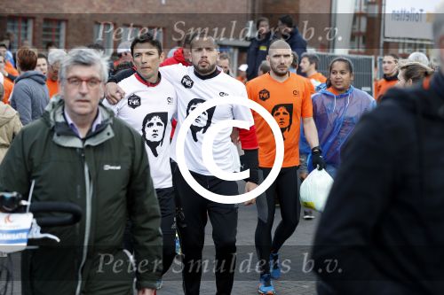 Amsterdam 25 april 2017
Huis Igone de JonghJohan Cruijff run van 14 km vanuit Olympisch stadon naar Arena. Johan Cruijff zou vandaag 70 geworden zijn. oa Estelle Cruijff Johnny Heitinga Sjaak Swart Erben Wennemars deden mee