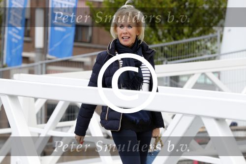 Rotterdam 9 mei 2017
Presentatie cd Joke Bruijs op een boot in Rotterdam.