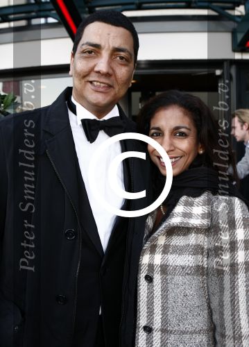 Zaandam 7 december 2008
Premiere op hoop van zegen. Jorgen Raymann met vrouw