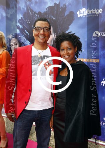 Ede 15 juni 2014
Premiere Heksen bestaan niet in de bioscoop van Ede. Senna en Leontine Borsato spelen een hoofdrol. Jorgen Raymann en Dolores Leeuwin