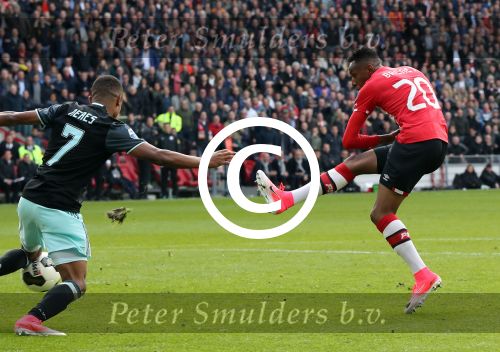 Eindhoven,23 April 2017 PSV-AJAX Seizoen 2016/2017, eindstand 1-0
Joshua Brenet probeert in de laatste minuut de stand nog op 2-0 te brengen. Helaas.......