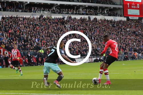 Eindhoven,23 April 2017 PSV-AJAX Seizoen 2016/2017, eindstand 1-0
Joshua Brenet