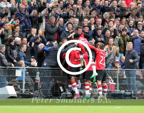Eindhoven,23 April 2017 PSV-AJAX Seizoen 2016/2017, eindstand 1-0
Blijdschap bij Jurgen Locadia na een mooie vrije trap waardoor de stand op 1-0 komt