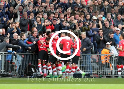 Eindhoven,23 April 2017 PSV-AJAX Seizoen 2016/2017, eindstand 1-0
Blijdschap bij Jurgen Locadia na een mooie vrije trap waardoor de stand op 1-0 komt
