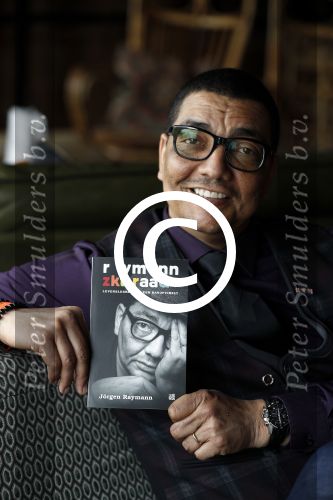 Amsterdam 21 april 2017
Presentatie boek Jurgen raymann in aanwezigheid van zijn dochters en zijn vrouw.