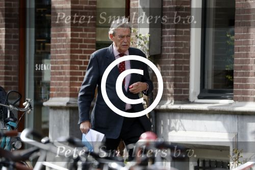 Amsterdam 5 april 2017 
Oud heineken directeur Karel Vuursteen op straat in amsterdam