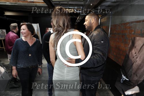 Amsterdam 13 april 2017
Presentatie nieuwe Wendy van Wendy v Dijk met daarin heel veel foto s gemaakt door Kim Feenstra. Kim met vriend