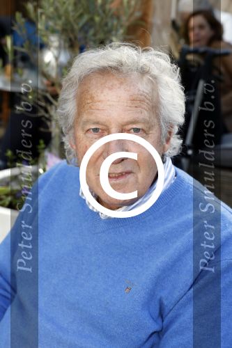 Lelystad 7 april 2017 
Uitreiking boek Christa Krommenhoek ( dochter Koos Alberts). Koos en Joke krijgen het eerste boek van haar.