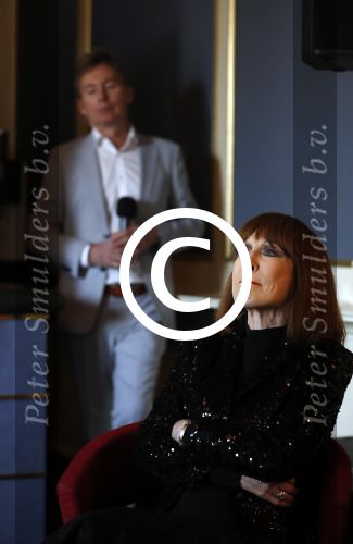 Amsterdam 19 april 2017
Liesbeth List en RenÃ©e van Wegberg bij een persmoment voor de nieuwe musical Liesbeth in Carre door Hans Cornelisse