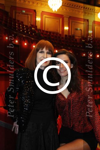 Amsterdam 19 april 2017
Liesbeth List en RenÃ©e van Wegberg bij een persmoment voor de nieuwe musical Liesbeth in Carre door Hans Cornelisse