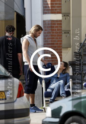 Amsterdam 31 maart 2017 
Manuel Broekman met zijn vriendin Adriana Mosk op straat in Amsterdam