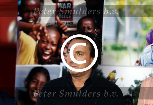 Amsterdam 6 april 2017
Presentatie jij&ik met Marco Borsato Tooske Ragaas en Boyshaker voor warchild