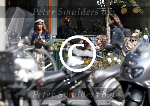 Amsterdam 7 april 2017 
Nada v Nie in amsterdam zuid met een vriendin en haar man