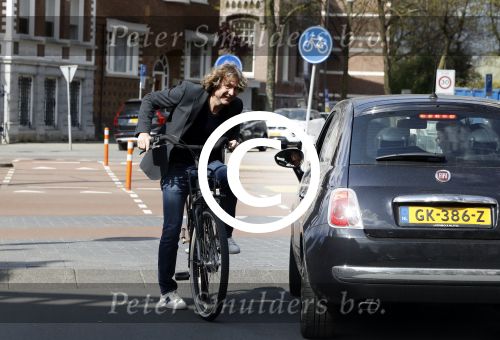 Amsterdam 7 april 2017 
Nada v Nie in amsterdam zuid met een vriendin en haar man