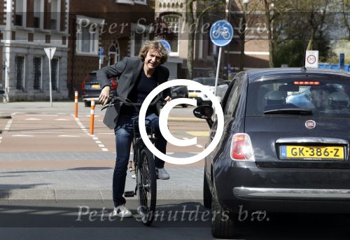 Amsterdam 7 april 2017 
Nada v Nie in amsterdam zuid met een vriendin en haar man