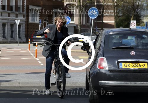 Amsterdam 7 april 2017 
Nada v Nie in amsterdam zuid met een vriendin en haar man