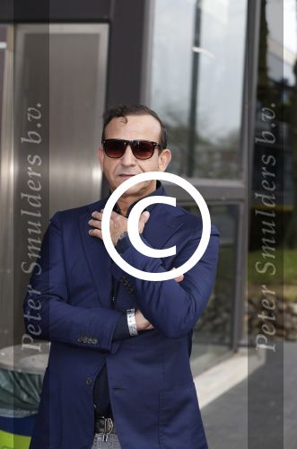 Hilversum 7 mei 2017
De Coiffure awards in studio 21. Najib Amhali met zijn vrouw Niama