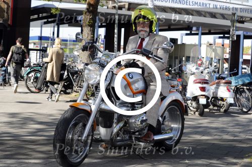 Amsterdam 8 mei 2017 
Oscar hammerstein op zijn BMW motor