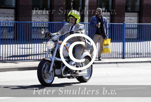 Amsterdam 8 mei 2017 
Oscar hammerstein op zijn BMW motor