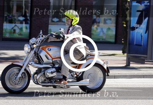 Amsterdam 8 mei 2017 
Oscar hammerstein op zijn BMW motor