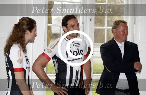 Nijkerk 14 april 2017
Presentatie sterren wielrennersteam  van jeroen Mantel. Oscar Moens