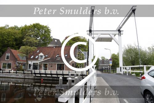 Ouderkerk aan de amstel 10 mei 2017
Heeft Sylvana Simons de boerderij naast de boerderij van Nicolette Kluiver gekocht? (huis)