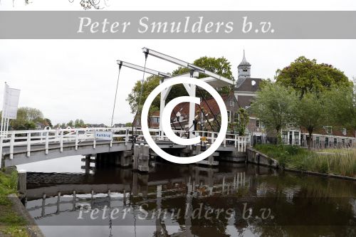 Ouderkerk aan de amstel 10 mei 2017
Heeft Sylvana Simons de boerderij naast de boerderij van Nicolette Kluiver gekocht? (huis)