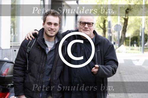 Amsterdam 13 april 2017 
Presentatie boek Dick Maas in de smet studios. Tatjana en Huub Stapel ontvangen het eerste exemplaar. Paul Ruven met zoon