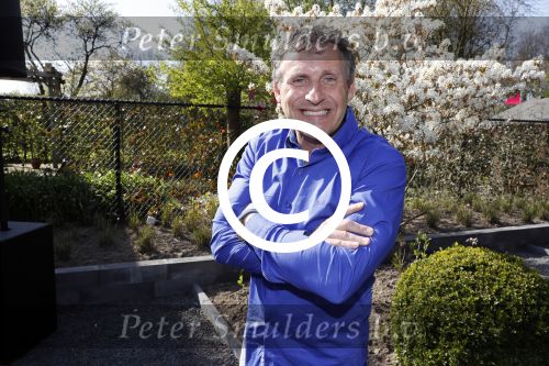 Lelystad 7 april 2017 
Uitreiking boek Christa Krommenhoek ( dochter Koos Alberts). Koos en Joke krijgen het eerste boek van haar. Pierre v dam met zijn vrouw