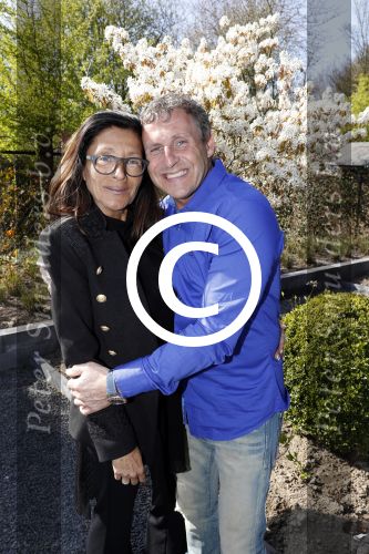 Lelystad 7 april 2017 
Uitreiking boek Christa Krommenhoek ( dochter Koos Alberts). Koos en Joke krijgen het eerste boek van haar. Pierre v dam met zijn vrouw