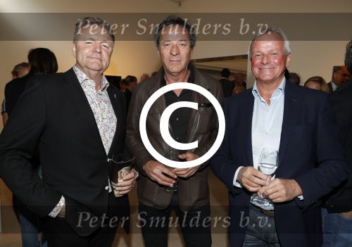 Amstelveen 13 april 2017
Opening expostie Micky Hoogendijk in het v d Togt museum door Humberto Tan. Roberto Meier Rene Boender en Rene Mioch