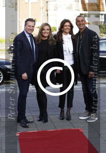 Amsterdam 6 april 2016
Gala Johnny Heitinga tbs alpe du6. Ruud Gullit met zijn vriendin Karind de Rooij en david en Ghita Bijlsma