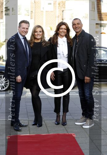 Amsterdam 6 april 2016
Gala Johnny Heitinga tbs alpe du6. Ruud Gullit met zijn vriendin Karind de Rooij en david en Ghita Bijlsma