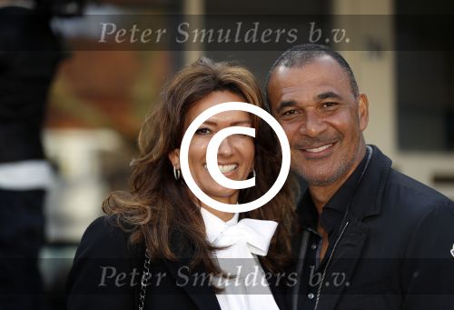 Amsterdam 6 april 2016
Gala Johnny Heitinga tbs alpe du6. Ruud Gullit met zijn vriendin Karind de Rooij