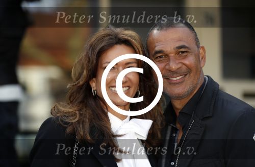 Amsterdam 6 april 2016
Gala Johnny Heitinga tbs alpe du6. Ruud Gullit met zijn vriendin Karind de Rooij
