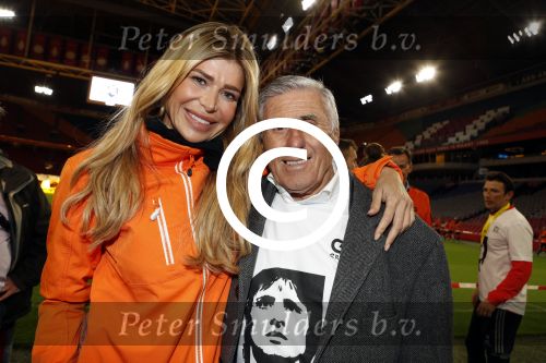 Amsterdam 25 april 2017
Huis Igone de JonghJohan Cruijff run van 14 km vanuit Olympisch stadon naar Arena. Johan Cruijff zou vandaag 70 geworden zijn. oa Estelle Cruijff Johnny Heitinga Sjaak Swart Erben Wennemars deden mee